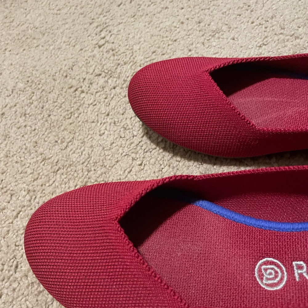Rothy’s size 9 red ballet flat. Barely worn, great shape!